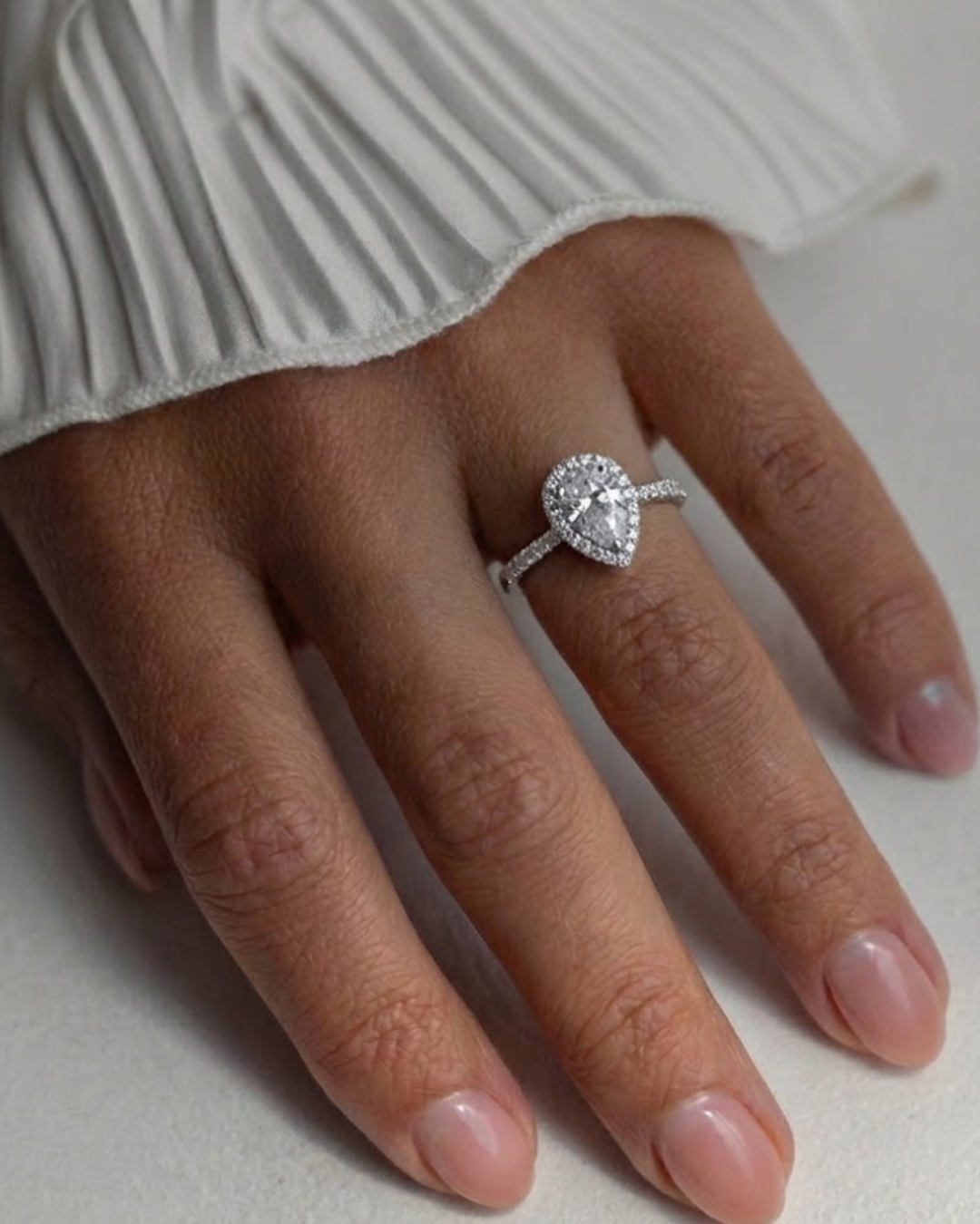 Anel Corte Lusitano em prata esterlina com zircónia