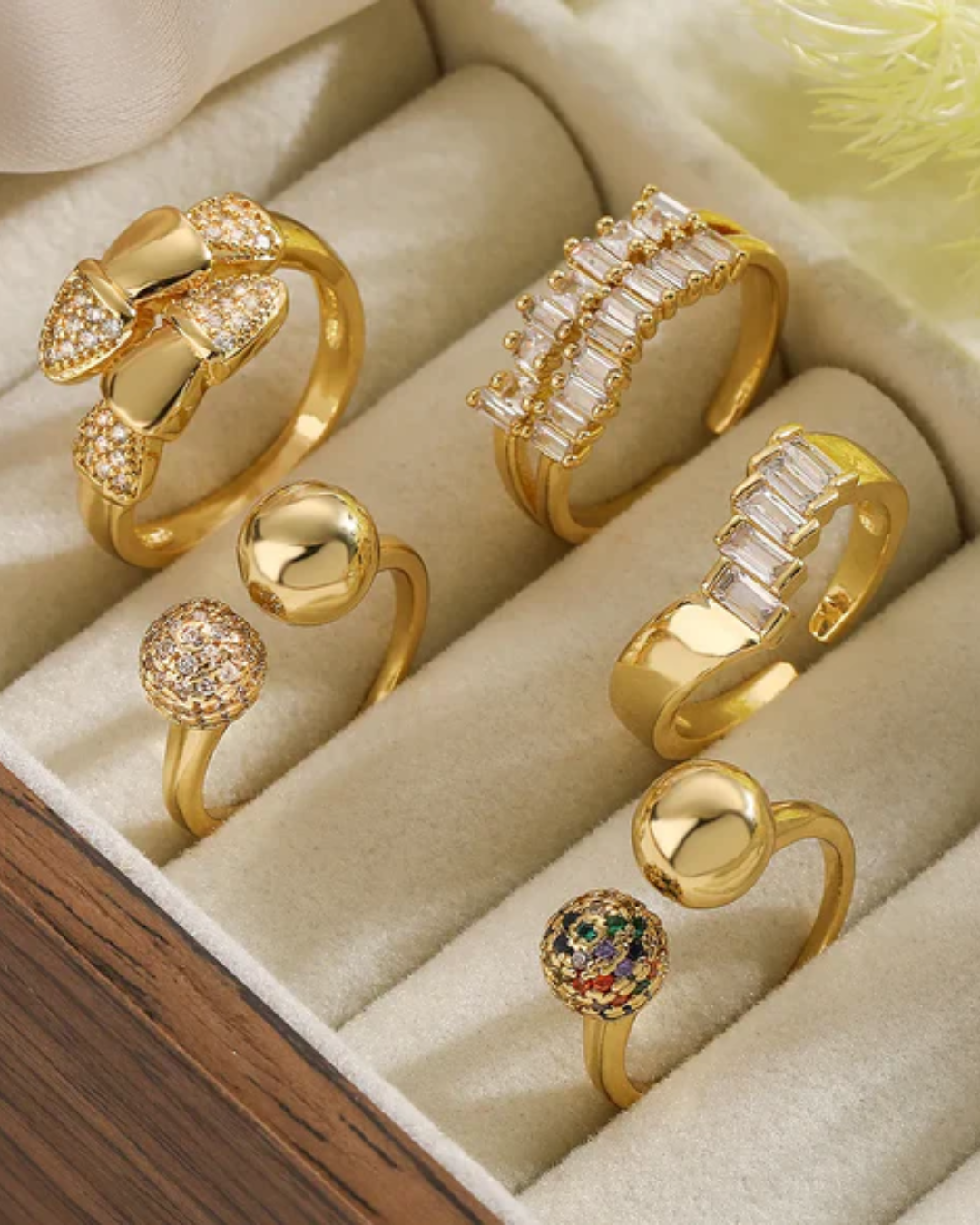 Conjunto 5  Anéis Bugatti banhado a ouro 24k em aço inoxidável