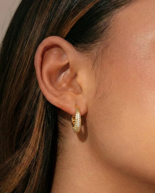 Brinco Zoé — banhado a ouro 18k em aço inoxidável