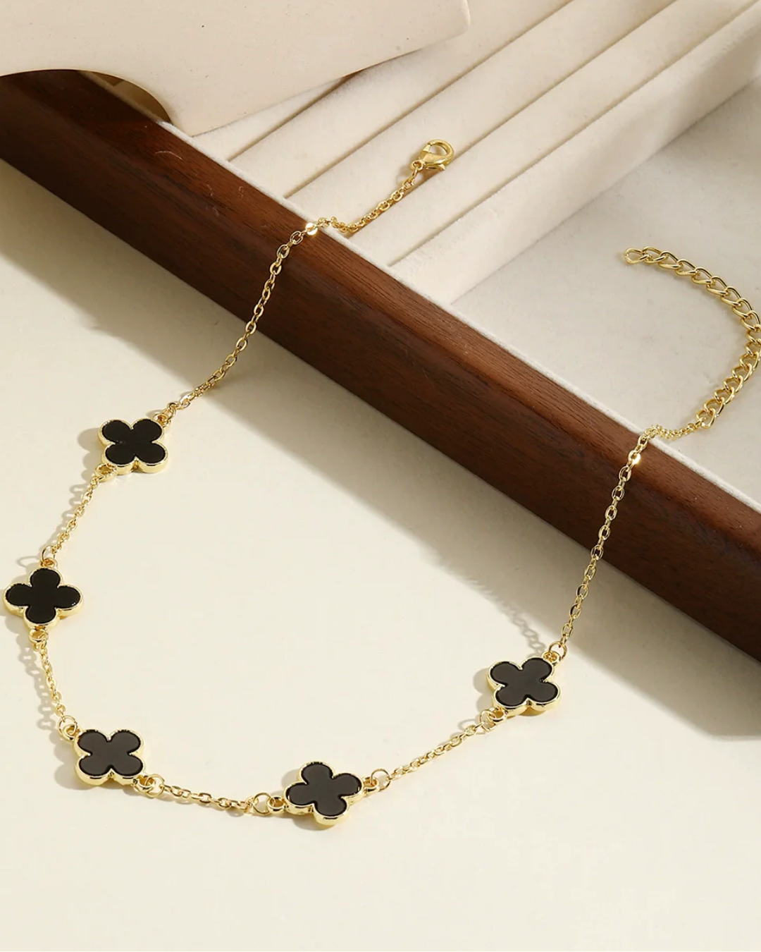 Fio Trevo — em aço inoxidável